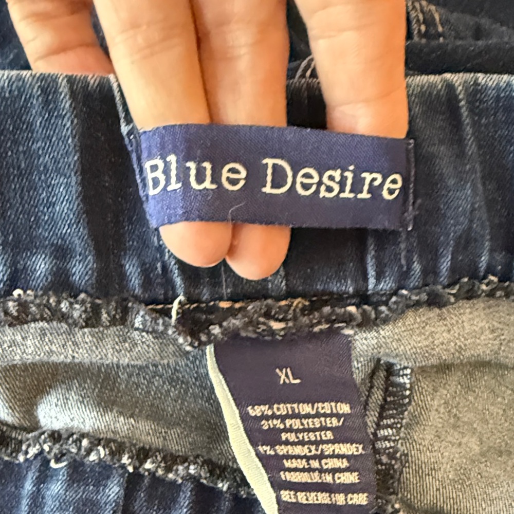 Blue Desire Jeans, size XL - Picture 7 of 9